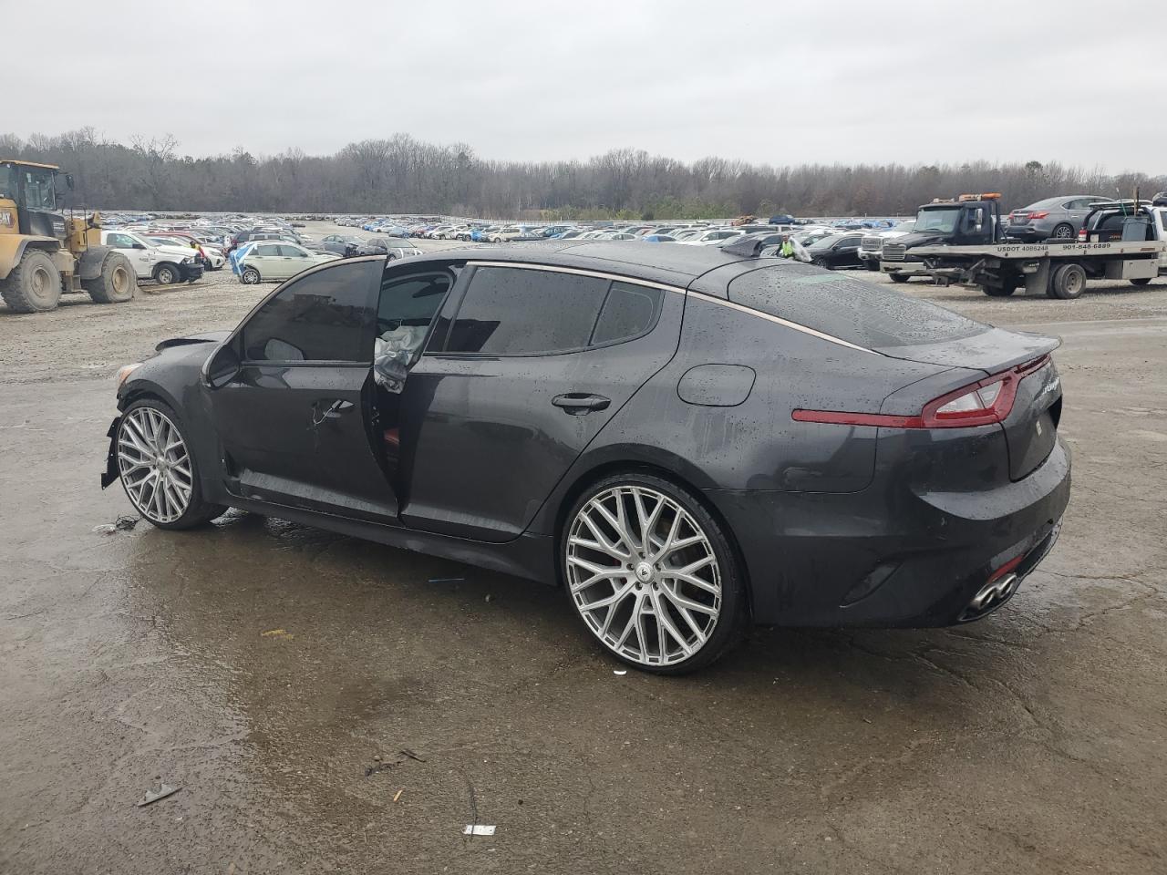 2021 Kia Stinger - Image 2