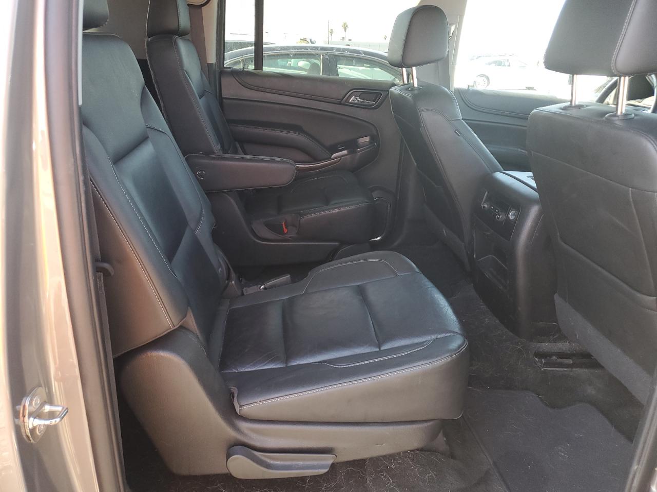 1GNSKHKC0JR277700 CHEVROLET SUBURBAN 2018