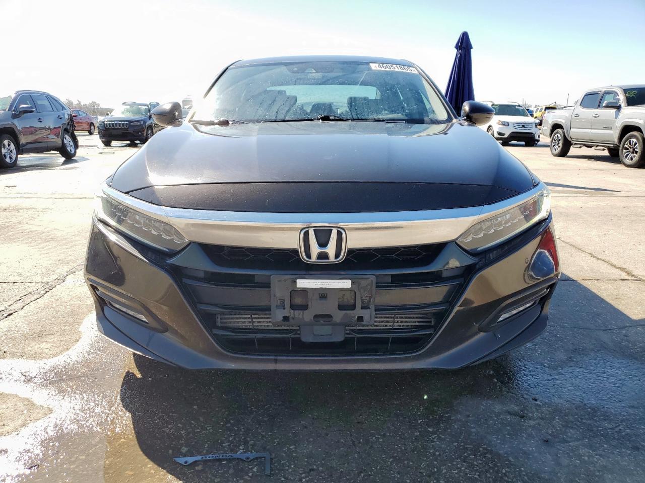 1HGCV1F92JA039163 HONDA ACCORD 2018