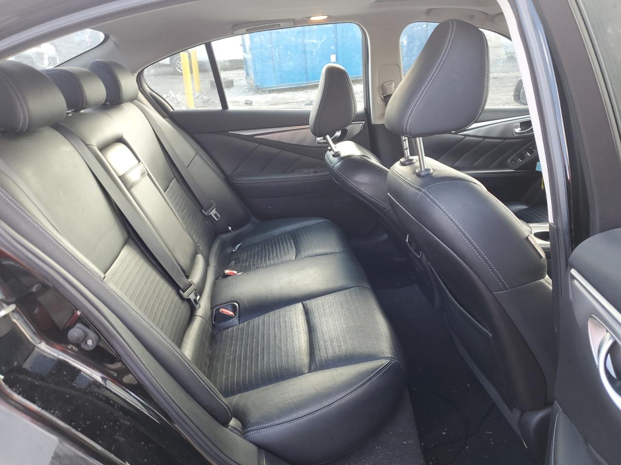 2015 Infiniti Q50 - Image 10
