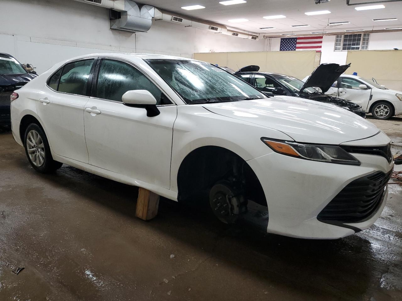 2018 Toyota Camry - Image 4
