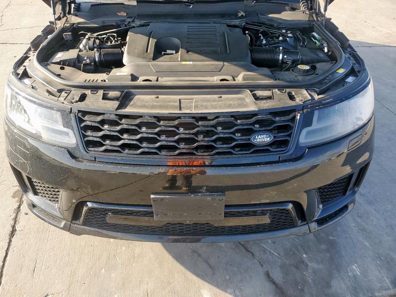 2020 Land Rover Range Rover - Image 13