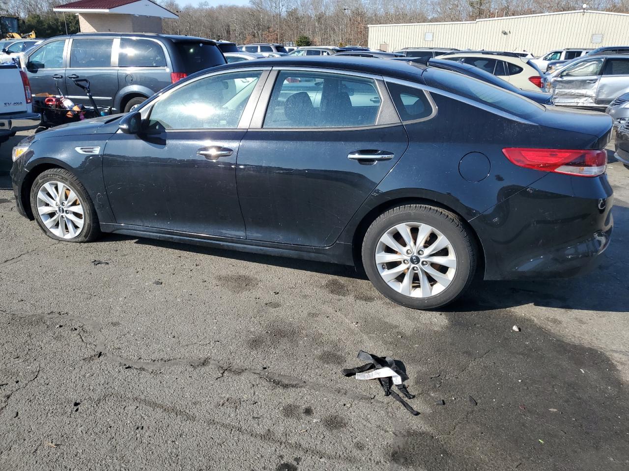 2018 Kia Optima - Image 2