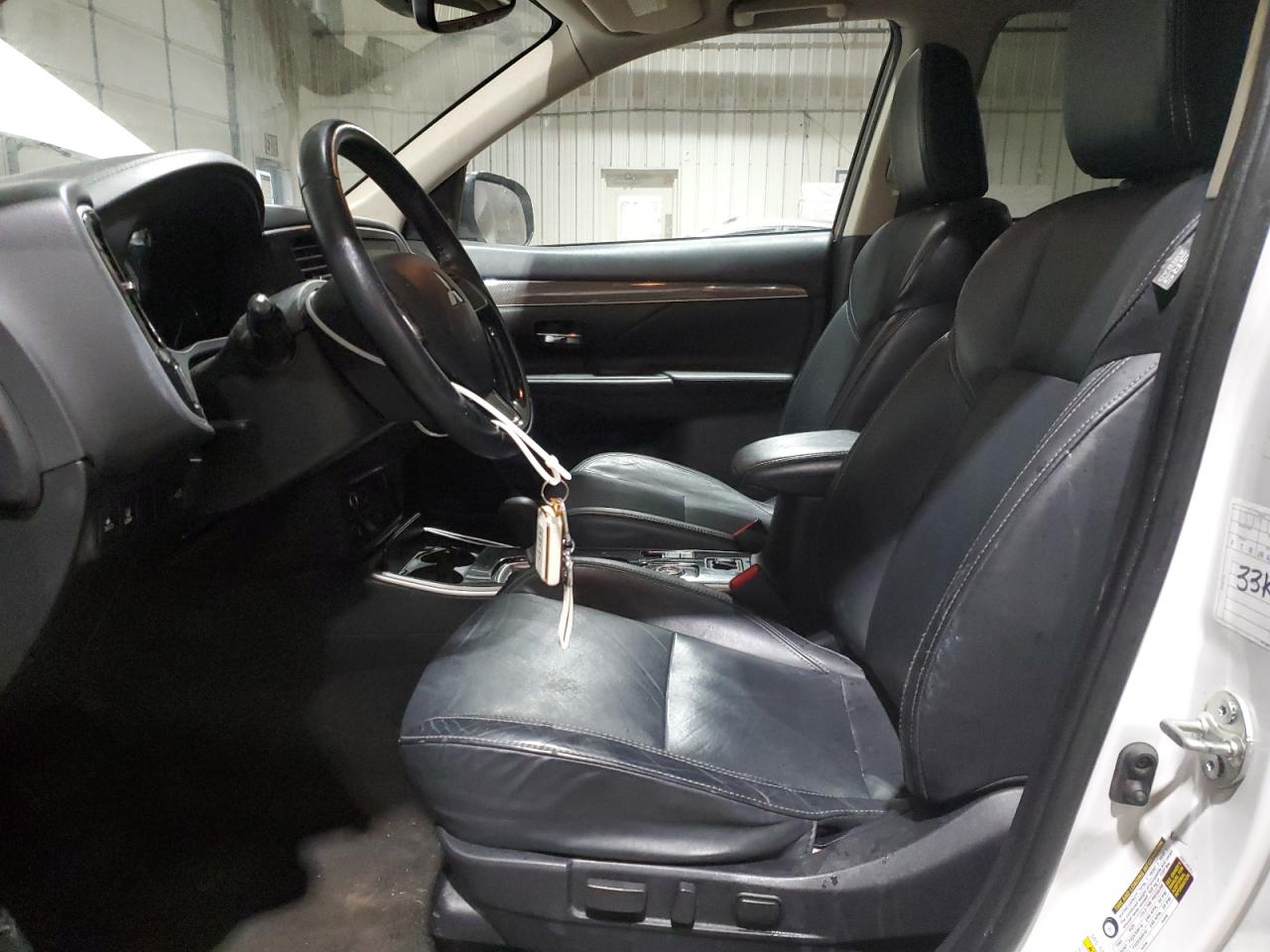 2020 Mitsubishi Outlander - Image 7