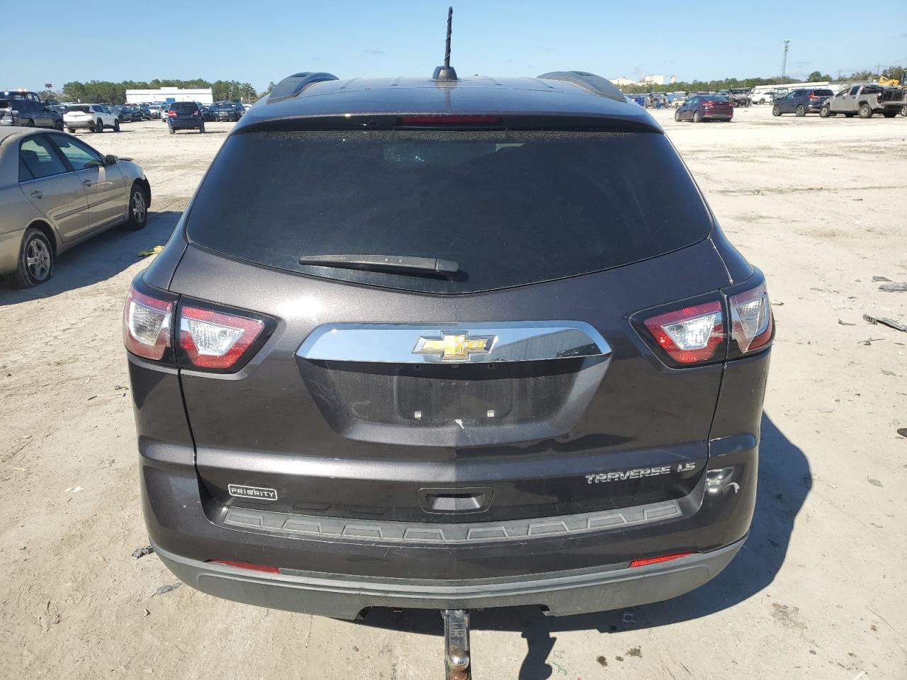 2016 Chevrolet Traverse - Image 6