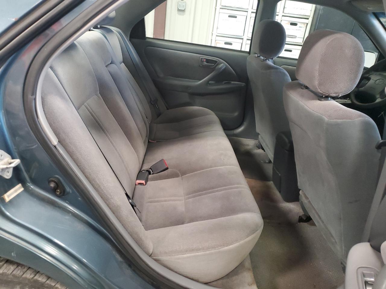 2000 Toyota Camry - Image 10