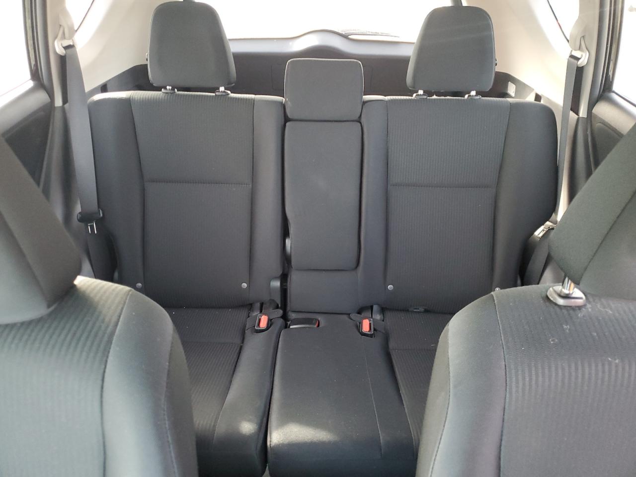 2016 Toyota RAV 4 - Image 10
