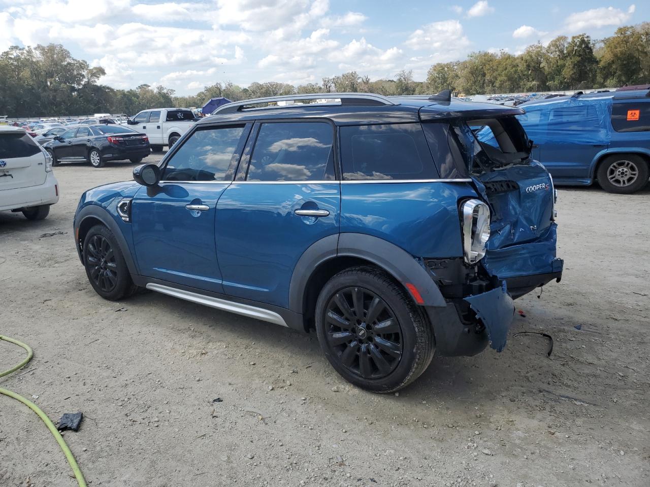 2020 MINI Cooper - Image 2