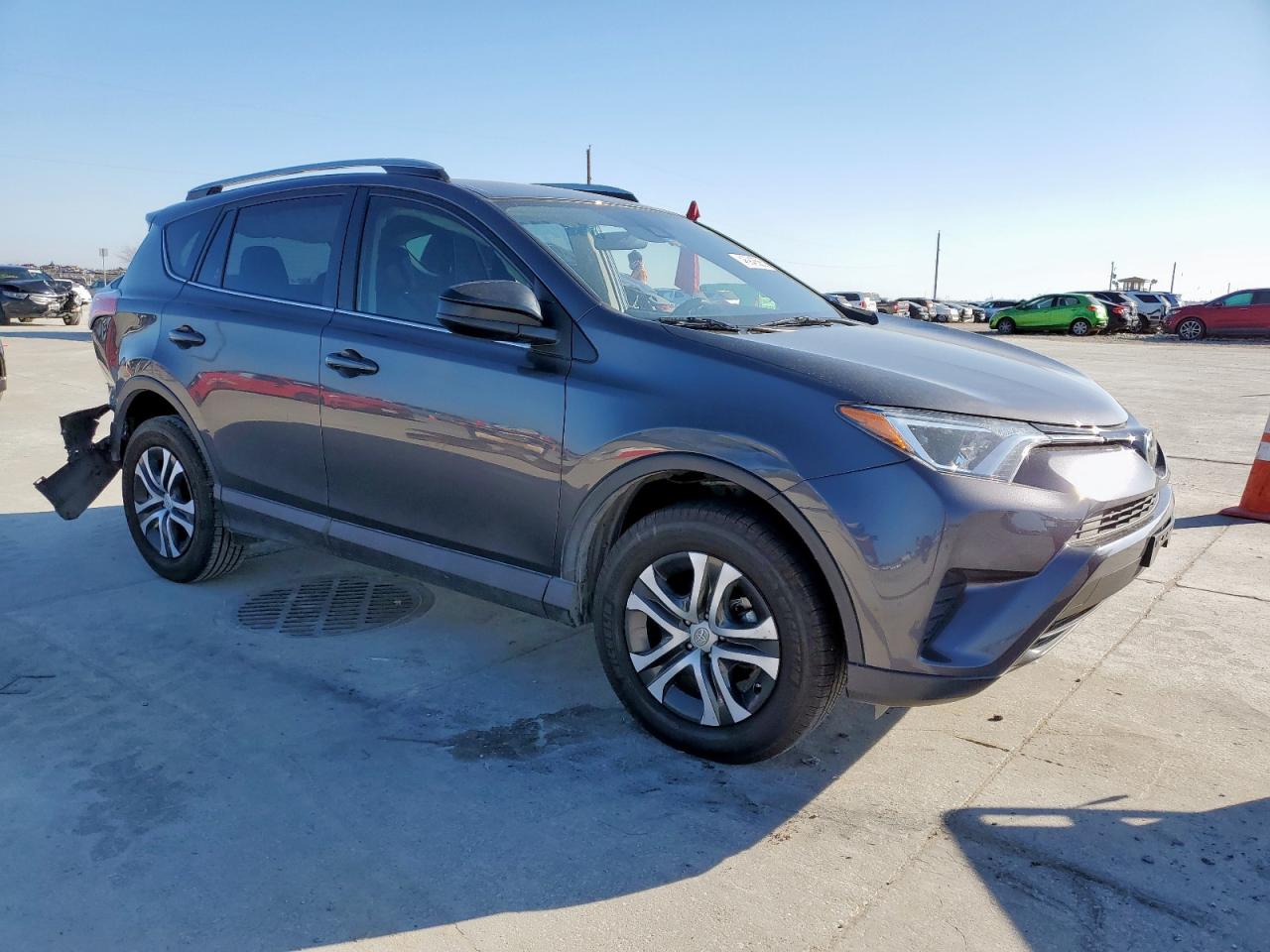 2017 Toyota RAV 4 - Image 4