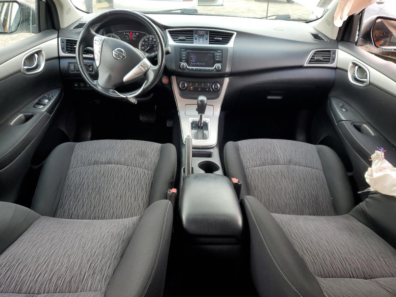 2015 Nissan Sentra - Image 8