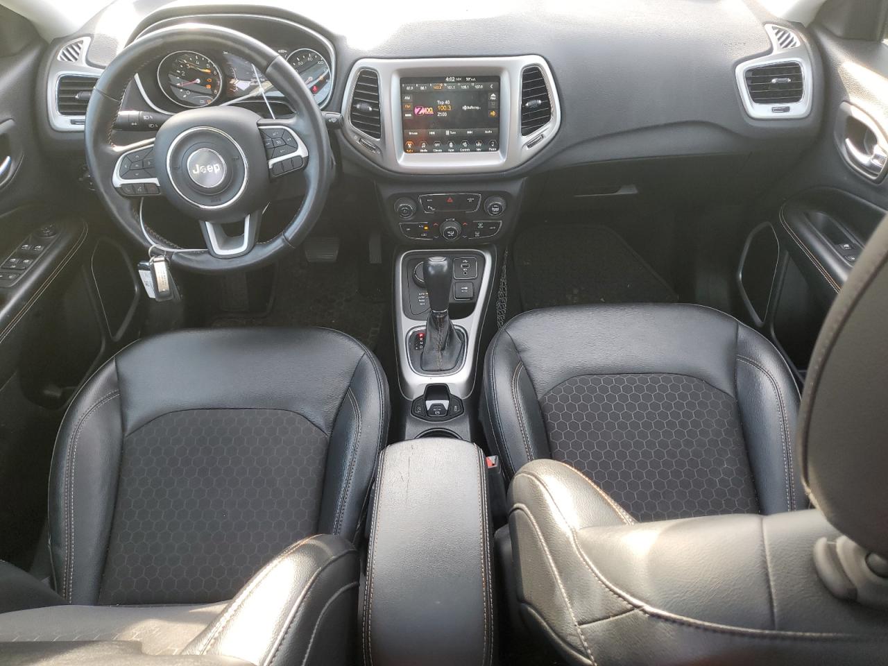 2018 Jeep Compass - Image 8