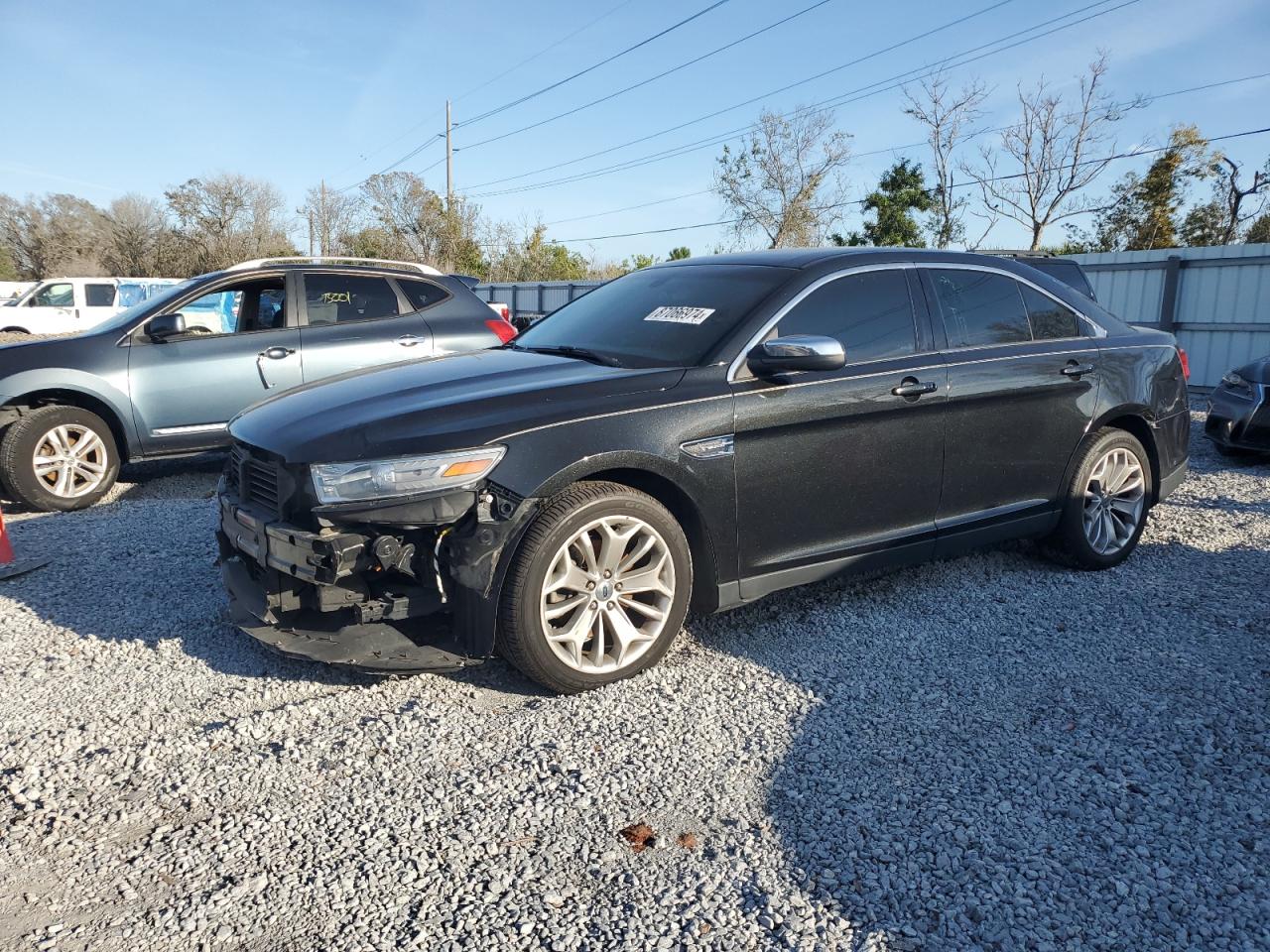2014 Ford Taurus - Image 1