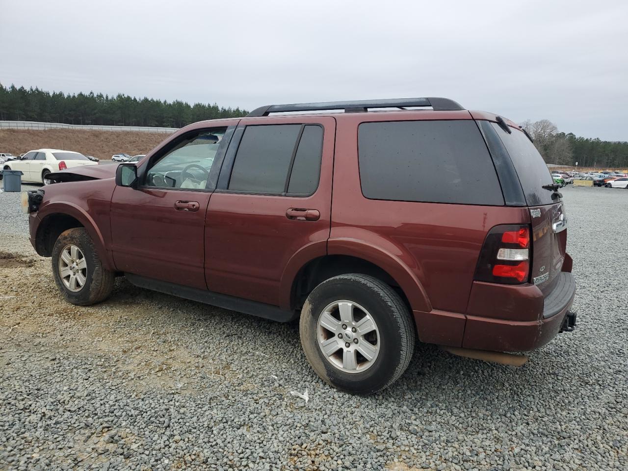 2009 Ford Explorer - Image 2