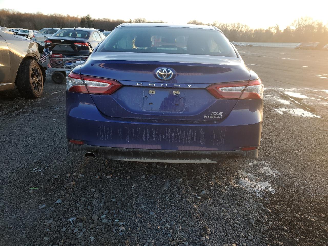 2018 Toyota Camry - Image 6
