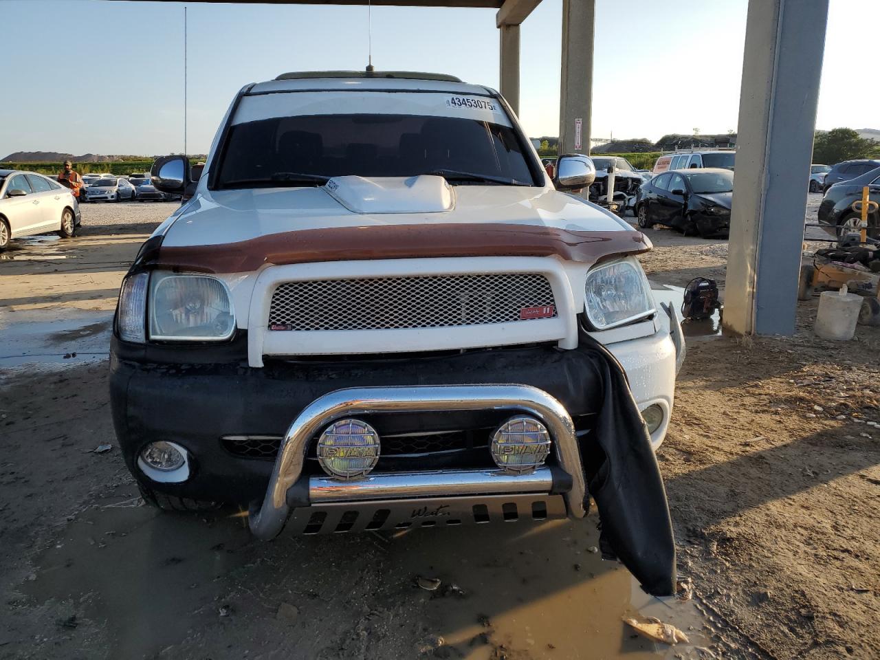 2005 Toyota Tundra - Image 5