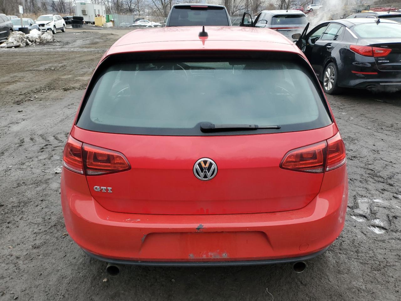 2017 Volkswagen GTI - Image 6