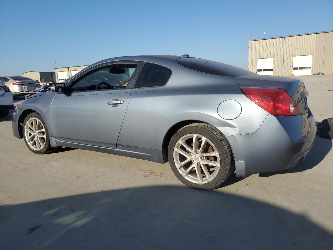 2012 Nissan Altima - Image 2