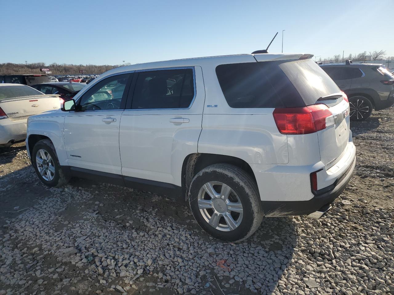 2016 GMC Terrain - Image 2