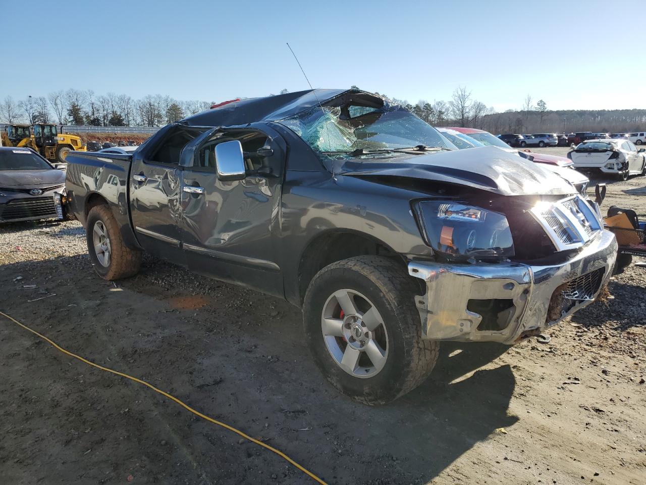 2005 Nissan Titan - Image 4