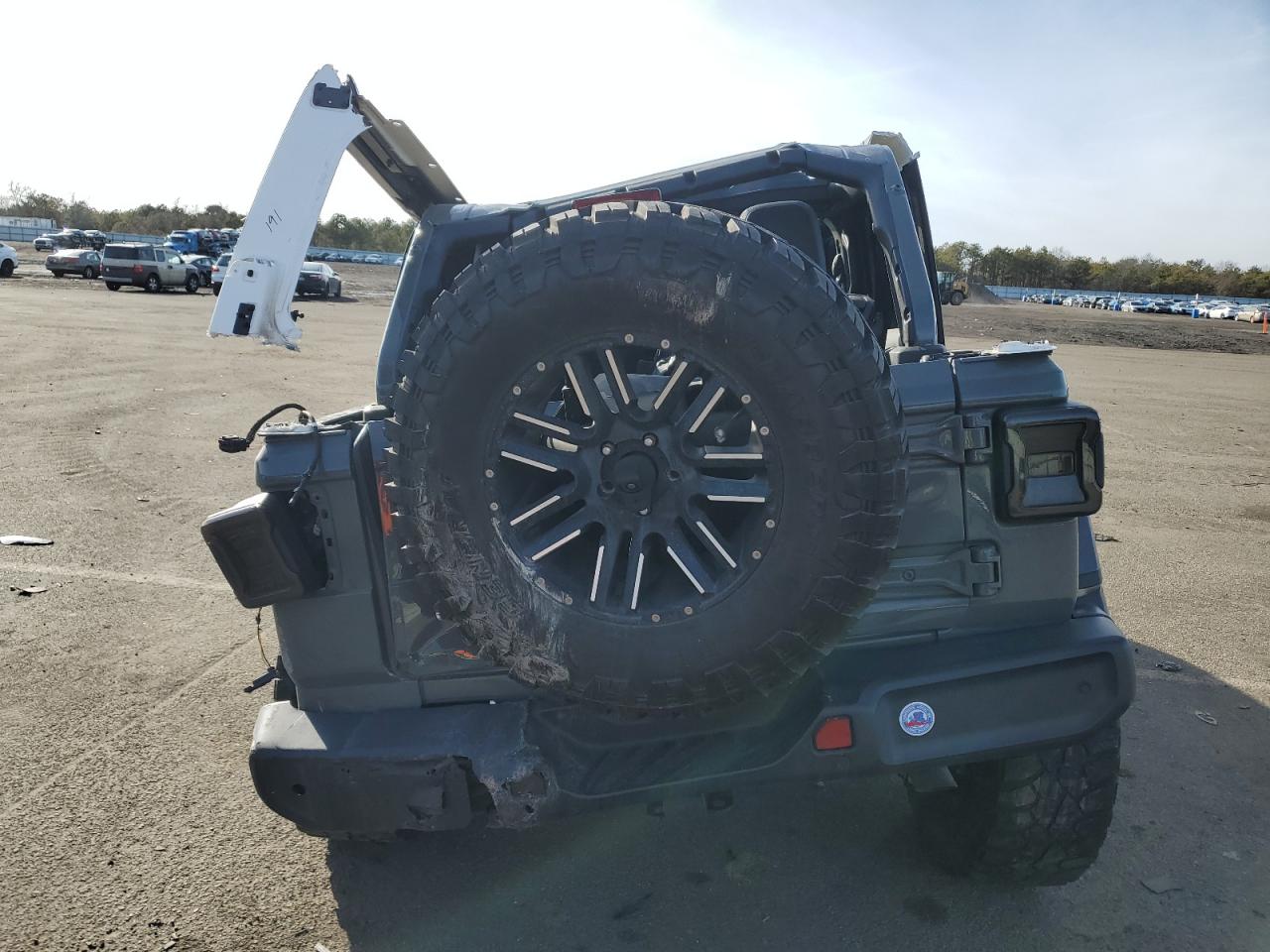 2019 Jeep Wrangler - Image 6