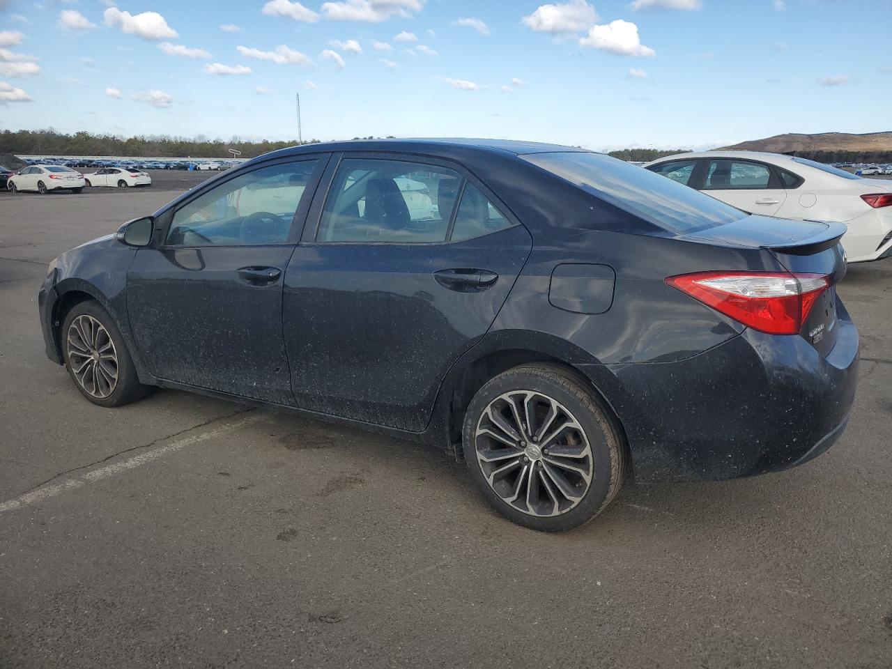 2015 Toyota Corolla - Image 2