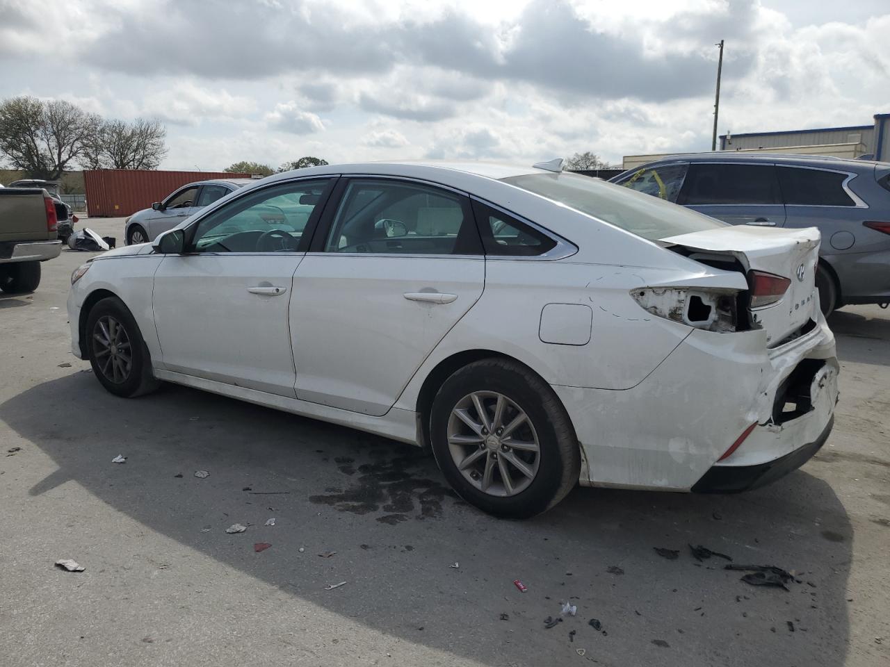 2018 Hyundai Sonata - Image 2