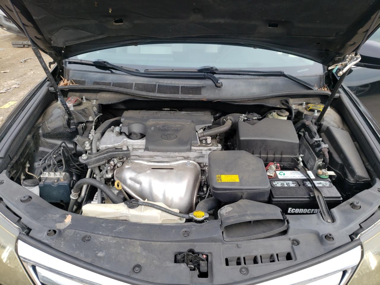 2014 Toyota Camry - Image 11
