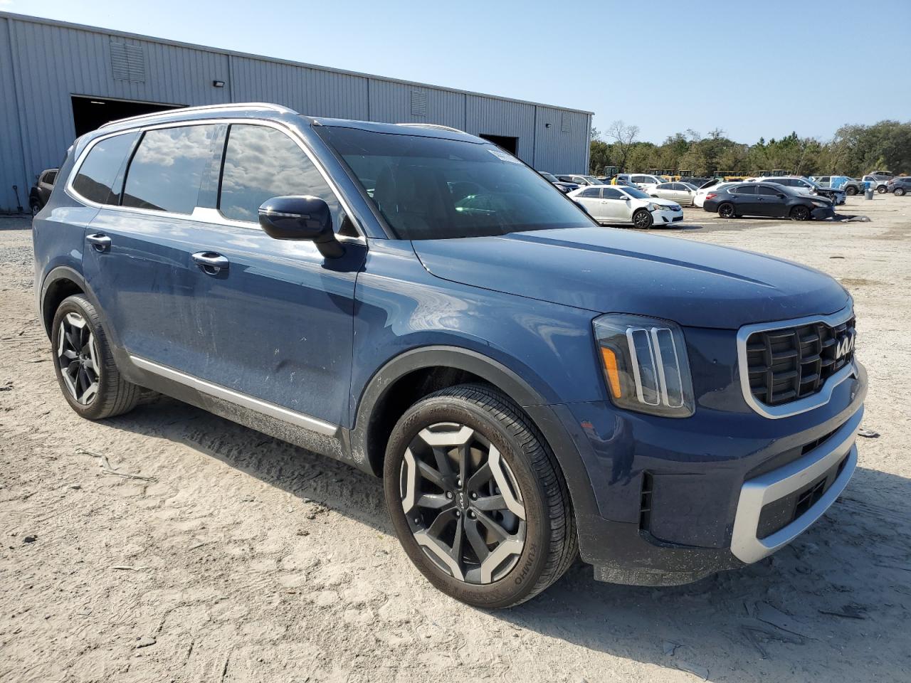 2024 Kia Telluride - Image 4