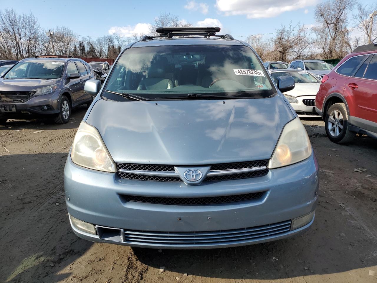 2005 Toyota Sienna - Image 5