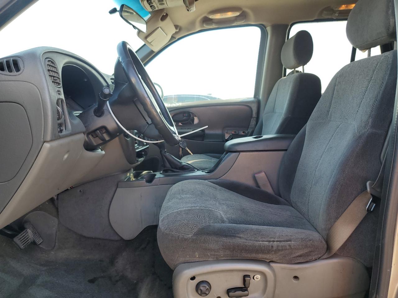 2003 Chevrolet TrailBlazer - Image 7