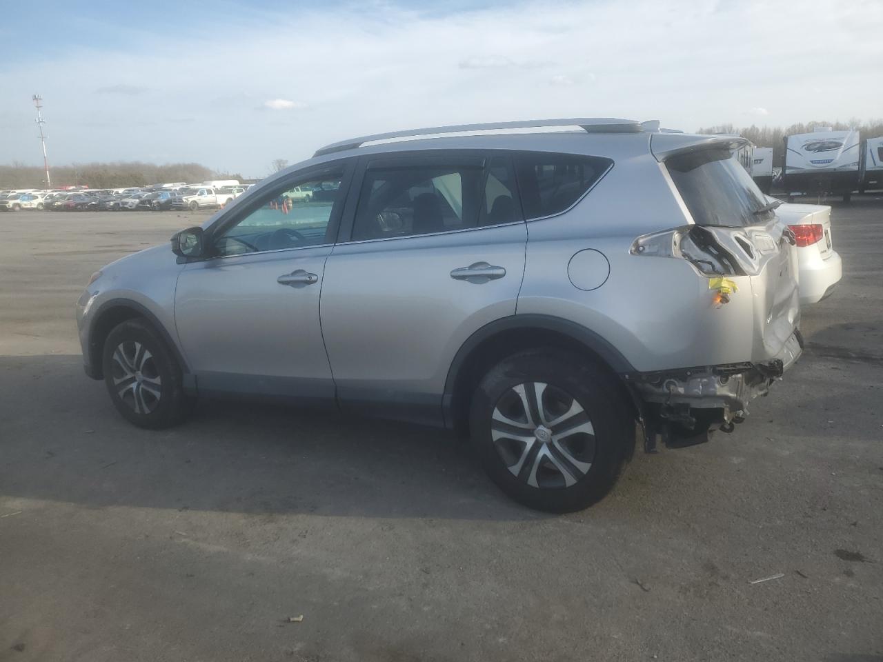 2T3BFREVXGW511611 TOYOTA RAV4 2016