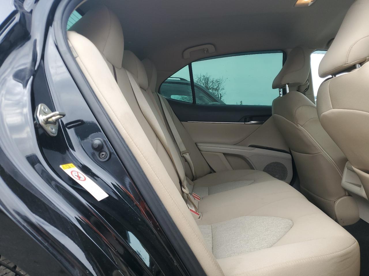 2019 Toyota Camry - Image 10
