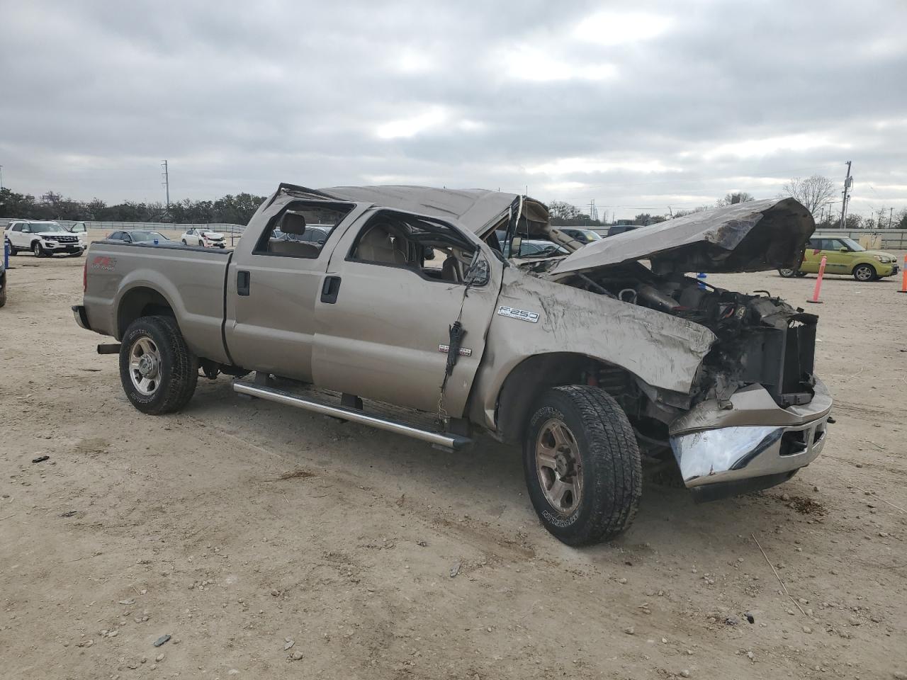 2006 Ford F250 - Image 4