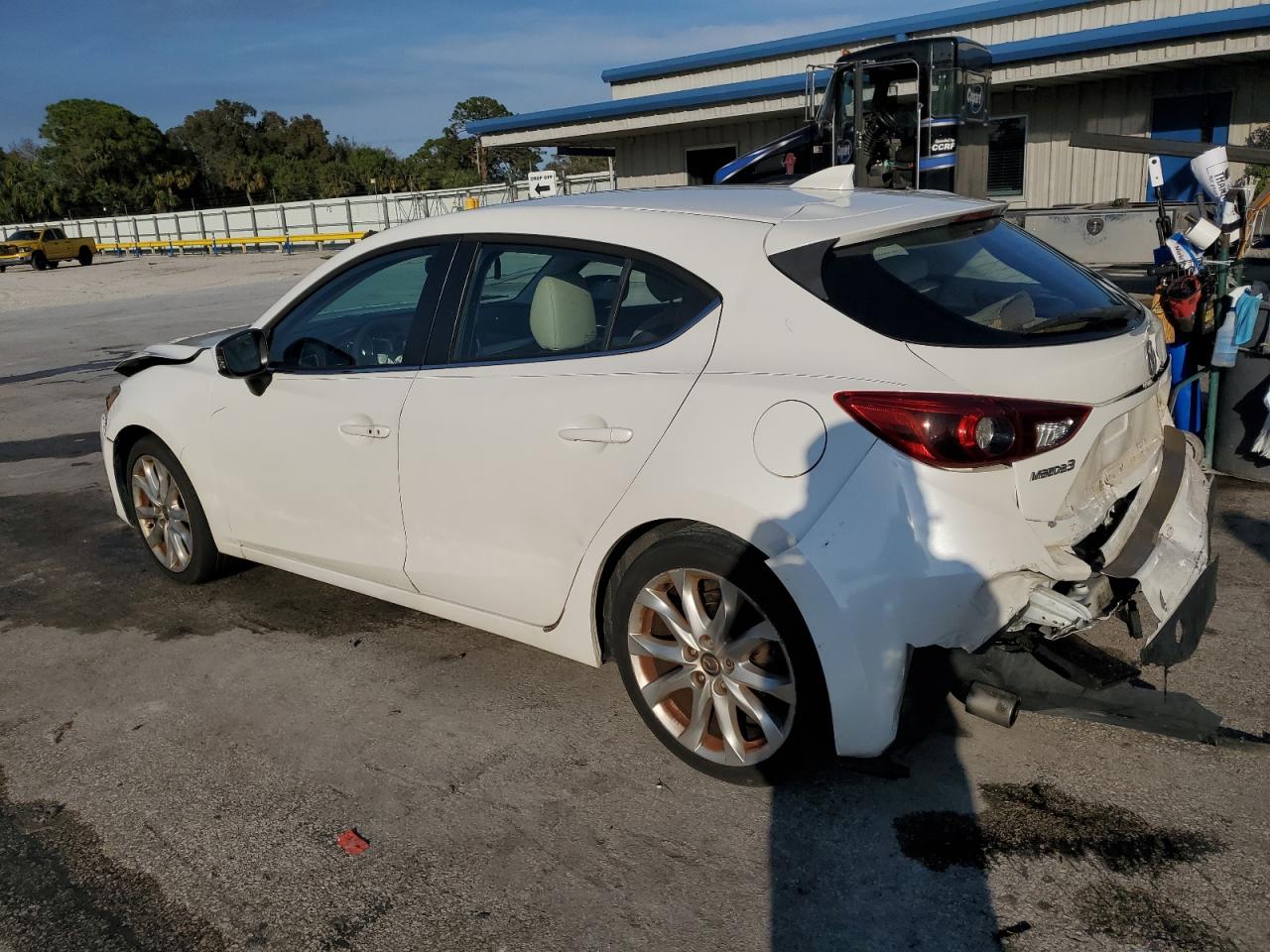 2015 Mazda 3 - Image 2