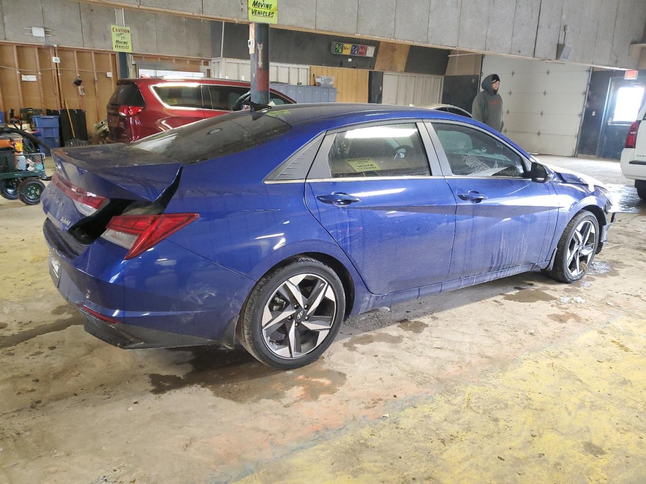 2023 Hyundai Elantra - Image 3