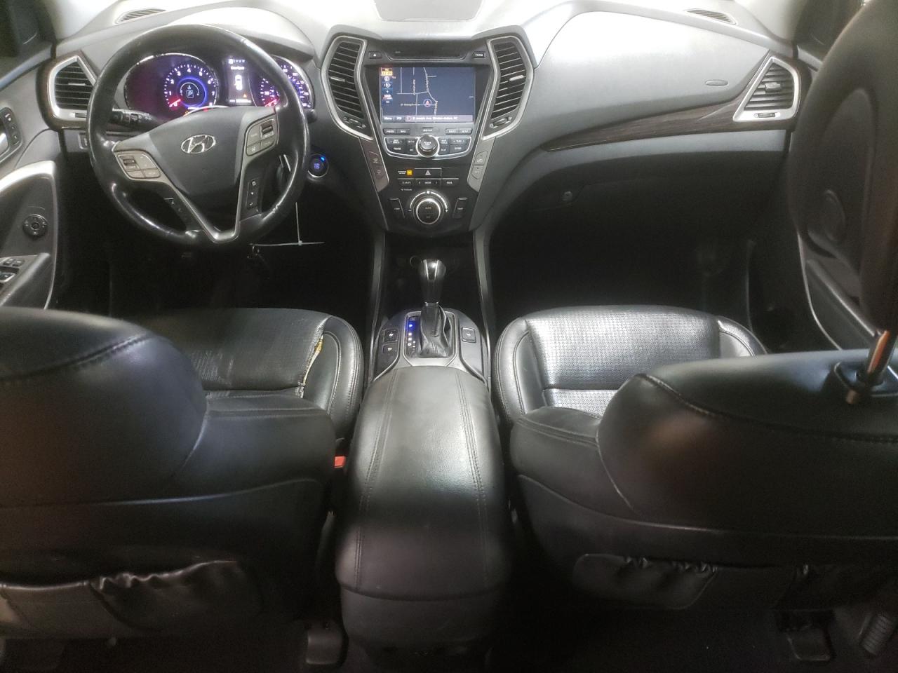 2014 Hyundai Santa Fe - Image 8
