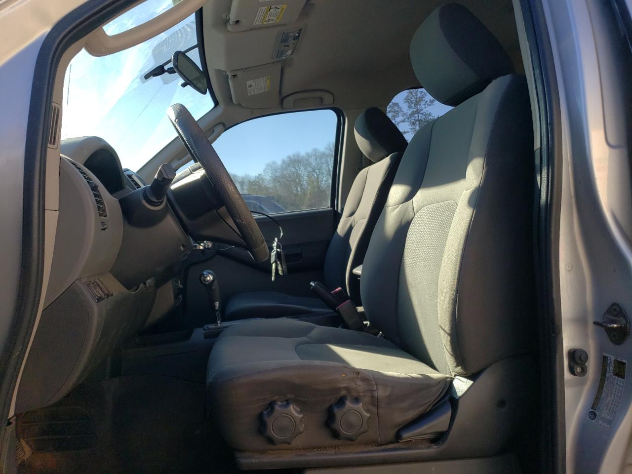 2011 Nissan XTerra - Image 7