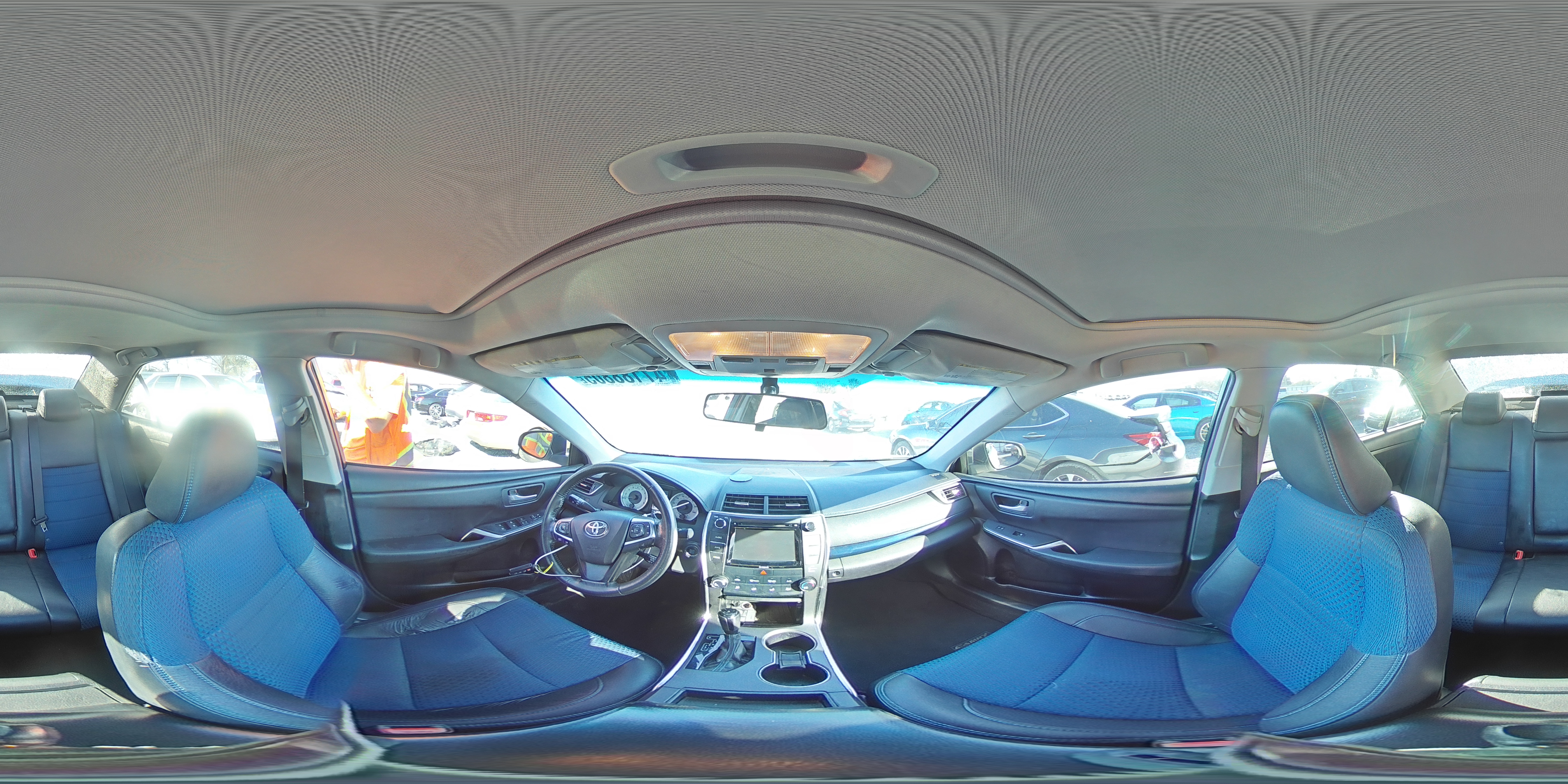 2016 Toyota Camry - Image 12