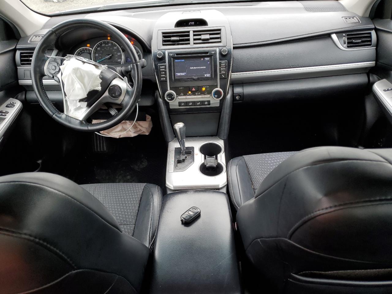 2014 Toyota Camry - Image 8