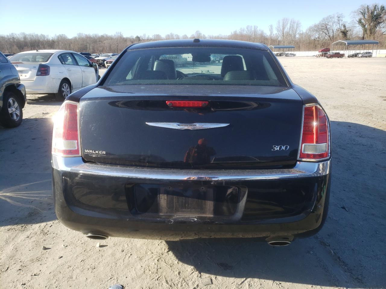 2012 Chrysler 300 - Image 6