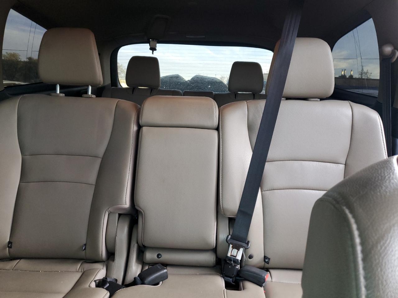 5FNYF6H72GB106385 HONDA PILOT 2016