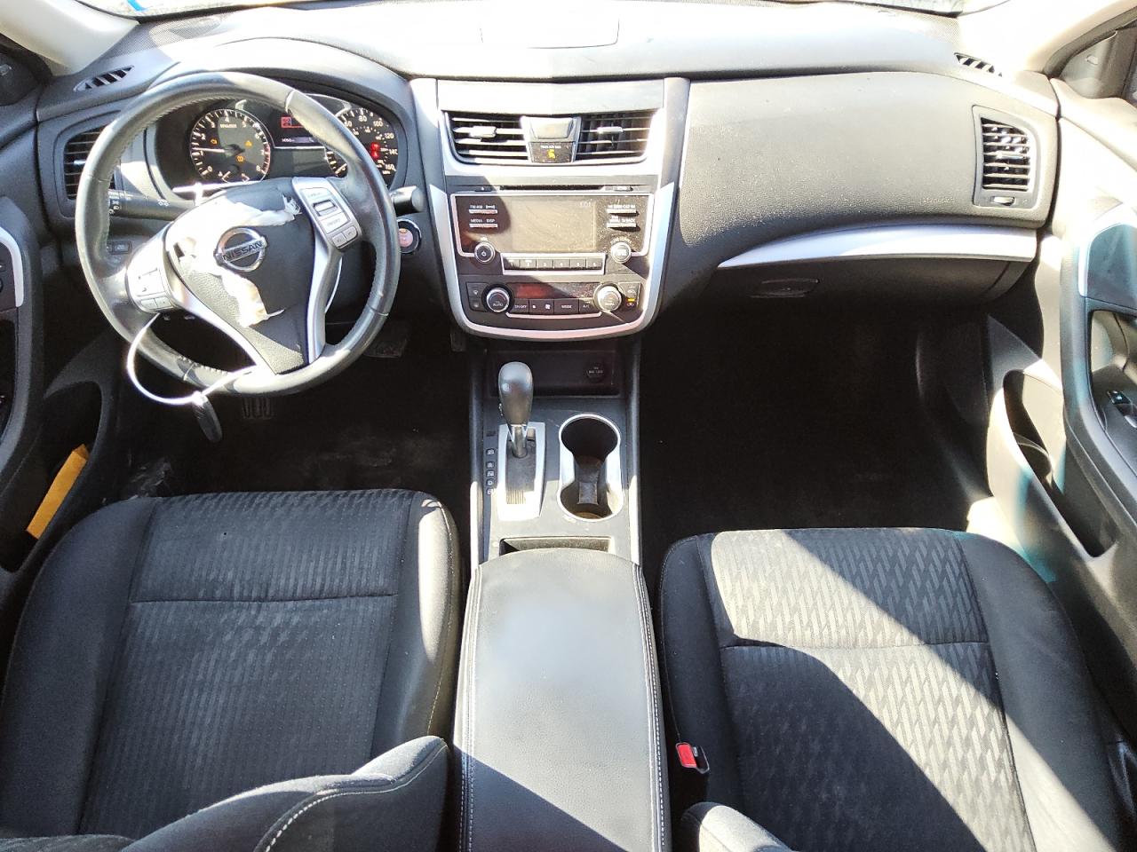 2017 Nissan Altima - Image 8