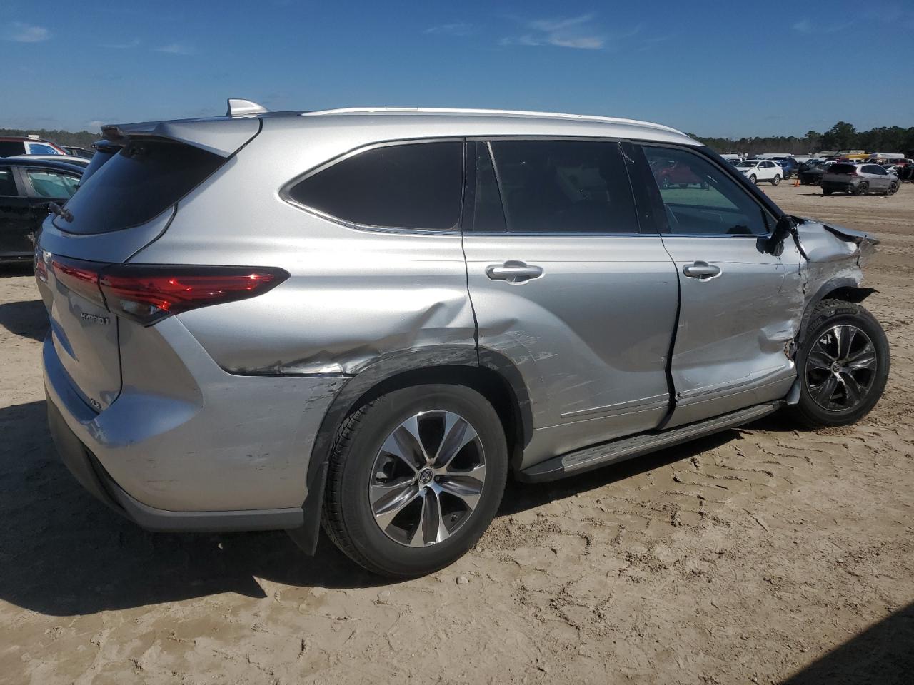 5TDGARAH8NS515501 TOYOTA HIGHLANDER 2022