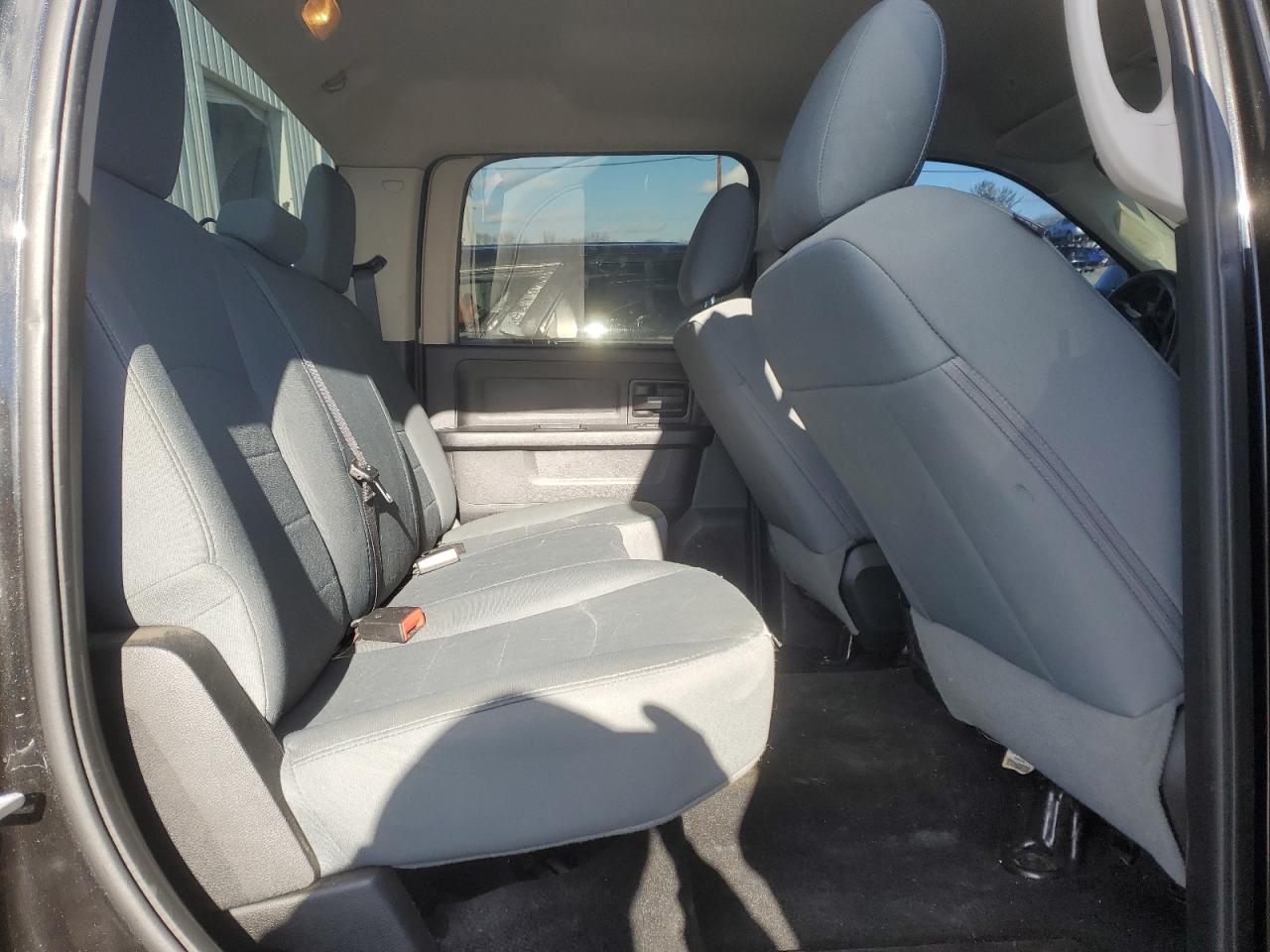 2017 RAM 1500 - Image 10