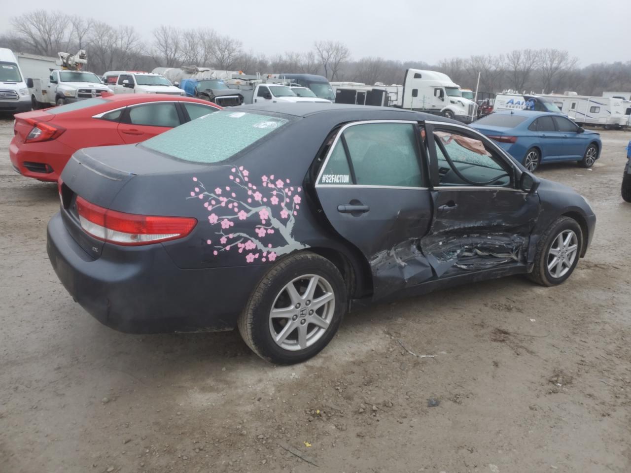 2004 Honda Accord - Image 3