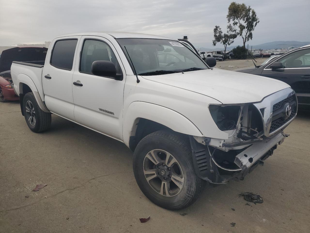 2011 Toyota Tacoma - Image 4
