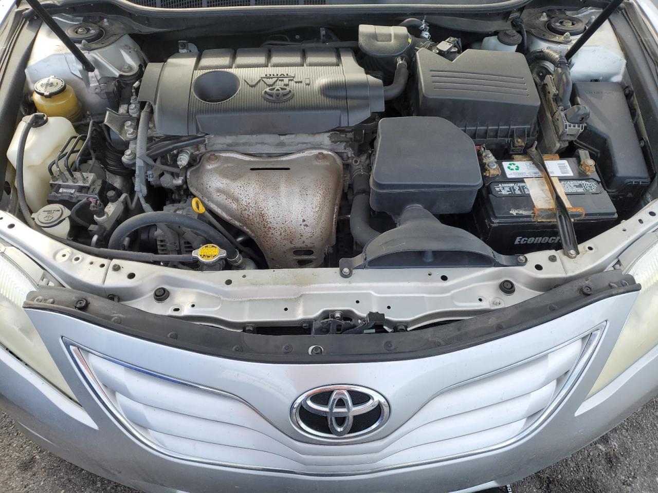 2011 Toyota Camry - Image 12