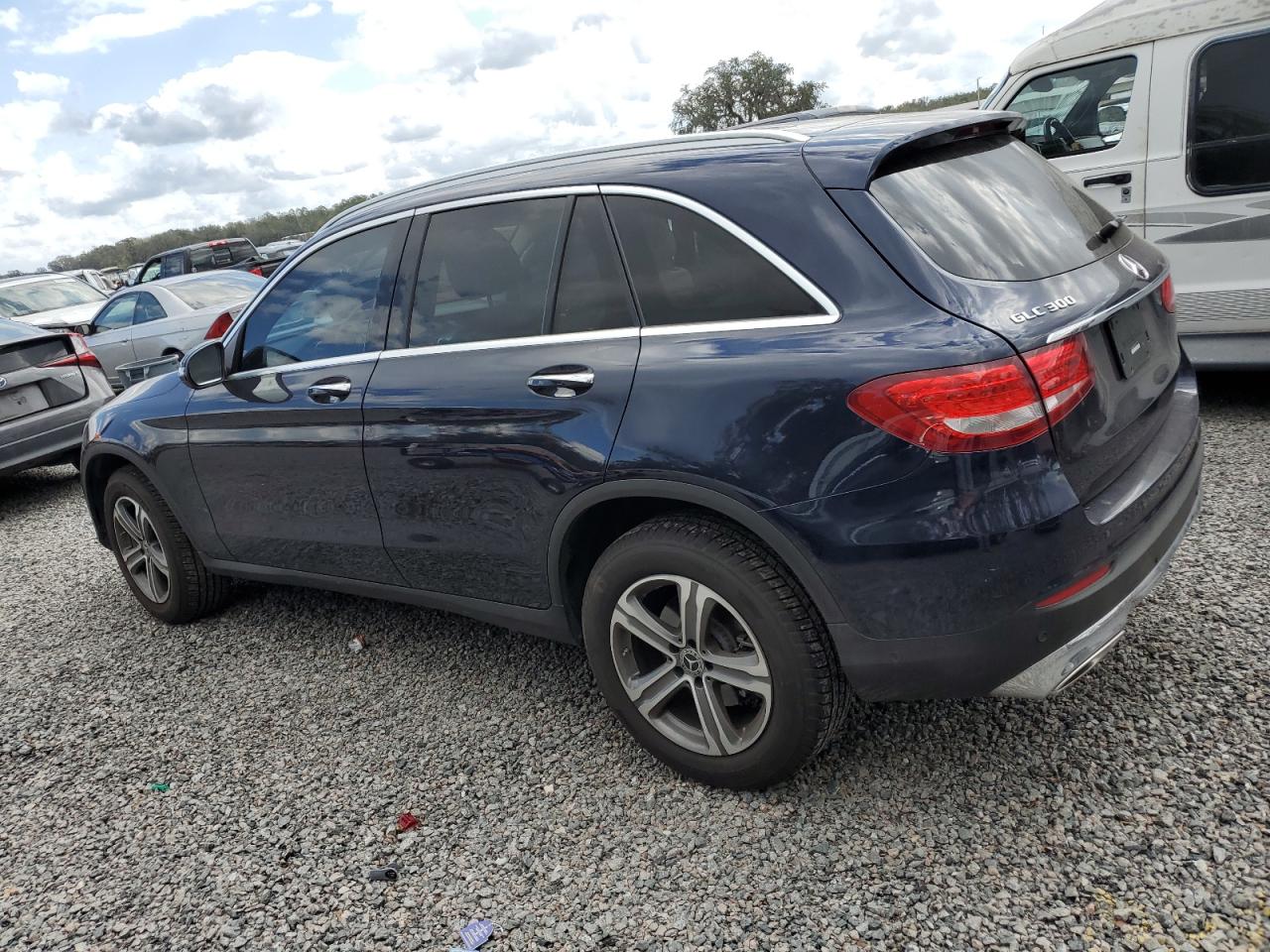 2019 Mercedes-Benz GLC - Image 2