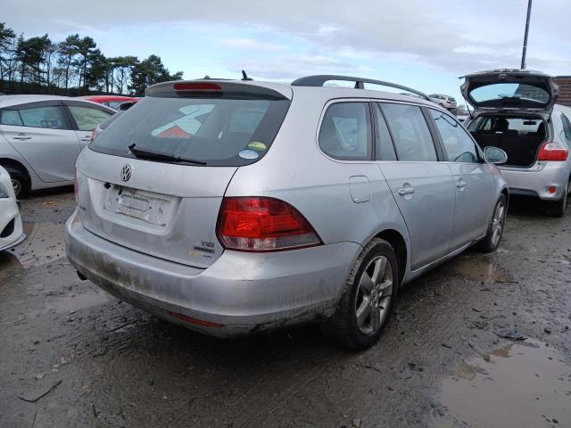 2013 VOLKSWAGEN GOLF