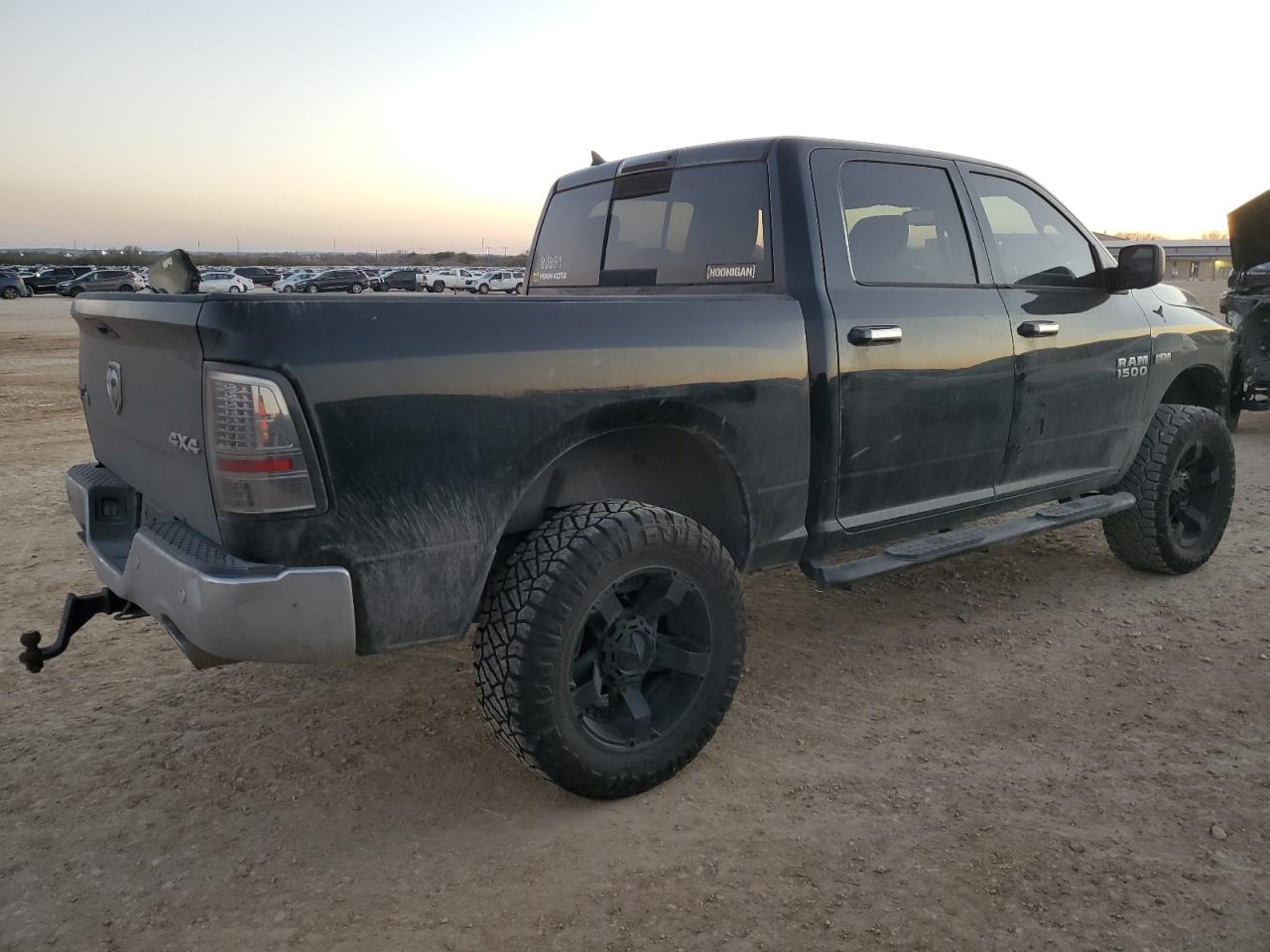 2014 RAM 1500 - Image 3